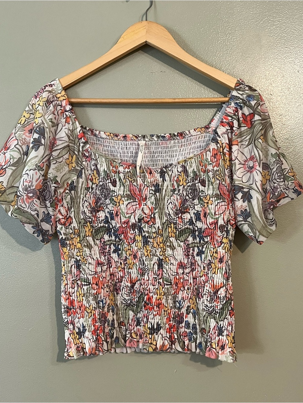 Anthropologie Floral Smocked Puff-Sleeve Women's Top - Multicolor Crop M